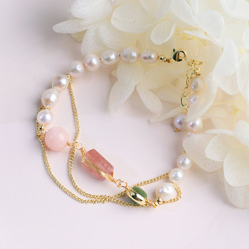 Strawberry Pearl Crystal Bracelet - TheFindsByAzlan