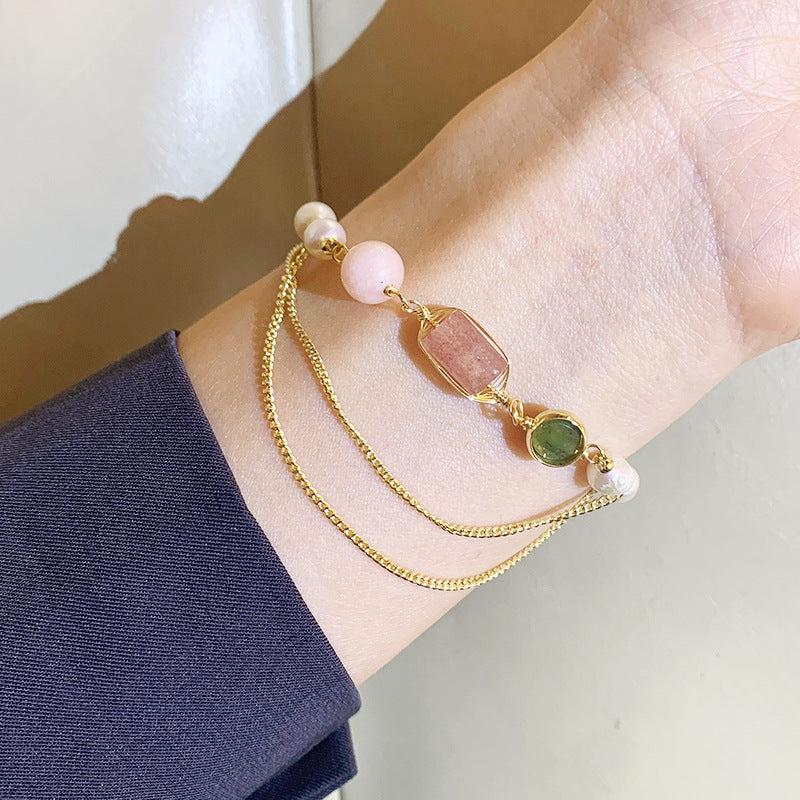 Strawberry Pearl Crystal Bracelet - TheFindsByAzlan