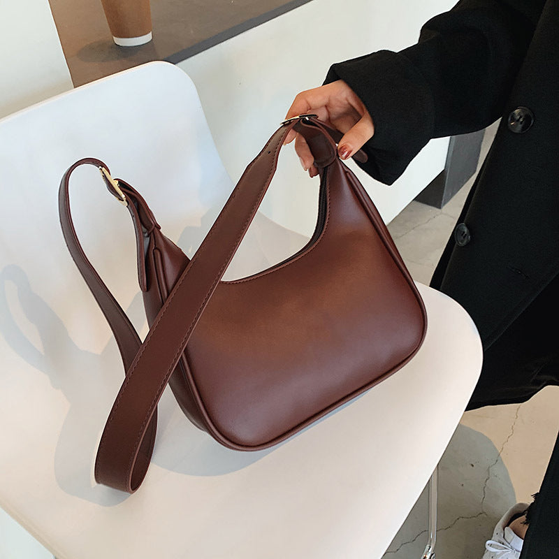 Retro Shoulder Messenger Dumpling Bag - TheFindsByAzlan